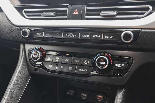 2021 Kia Niro Hybrid Sport DE