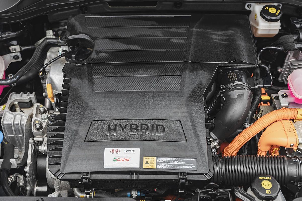 2021 Kia Niro Hybrid Sport DE