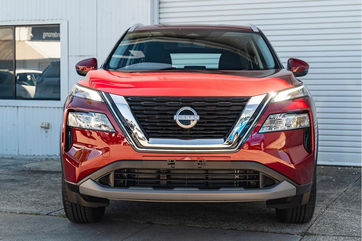 2024 Nissan X-TRAIL ST T33