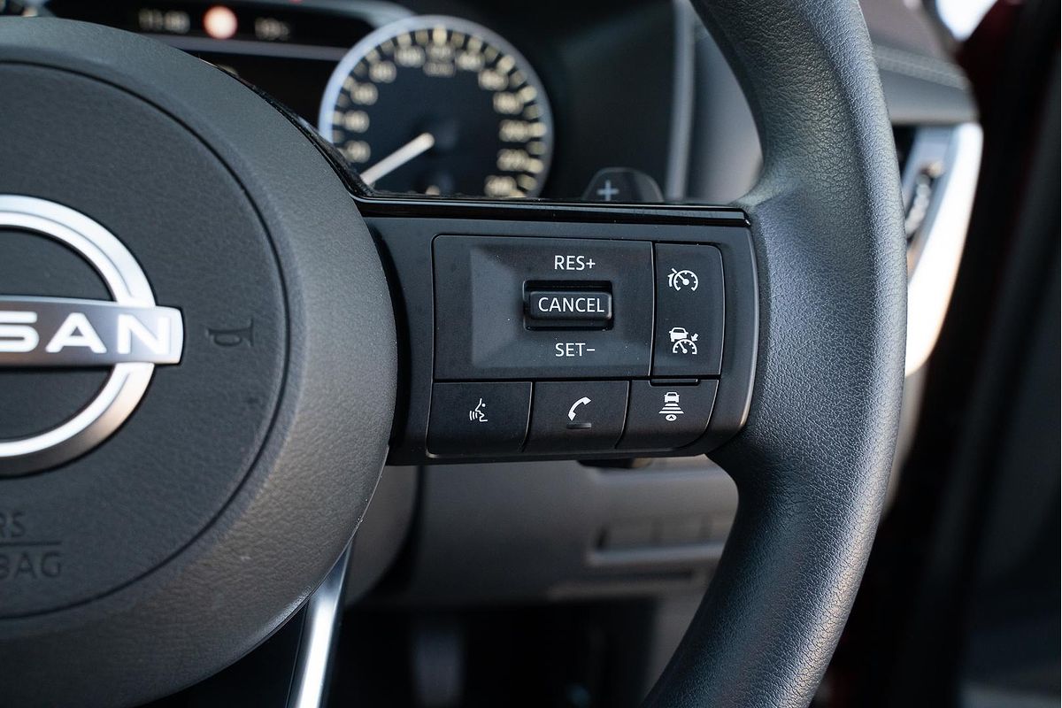 2024 Nissan X-TRAIL ST T33