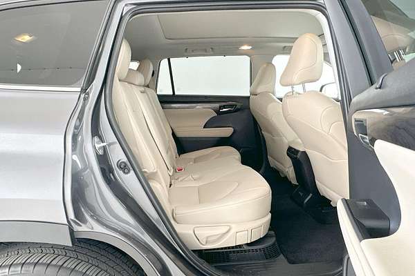 2023 Toyota Kluger Grande AXUH78R
