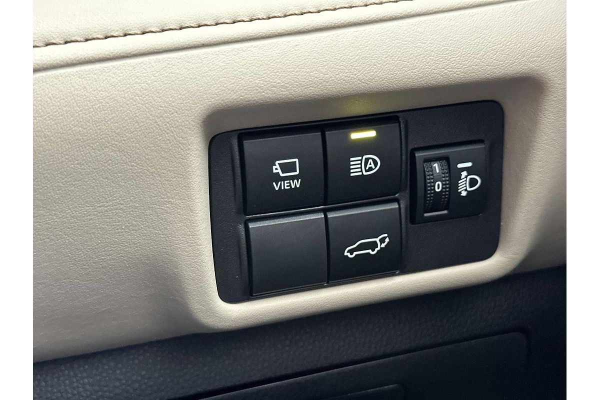 2023 Toyota Kluger Grande AXUH78R