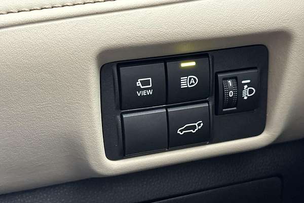 2023 Toyota Kluger Grande AXUH78R