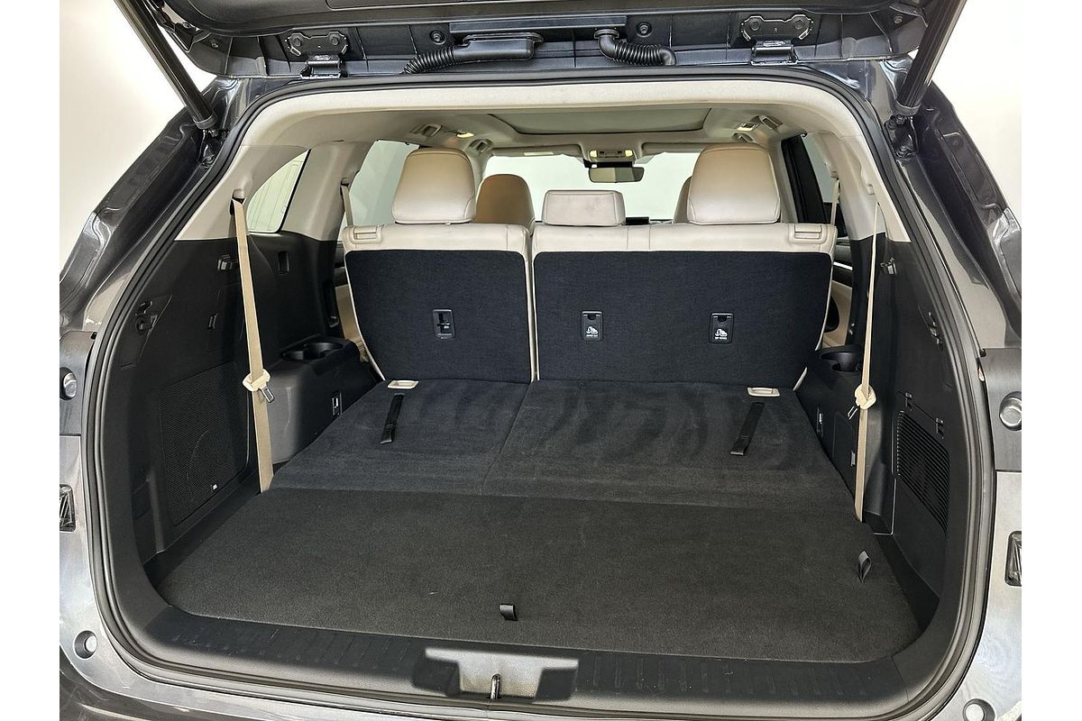2023 Toyota Kluger Grande AXUH78R