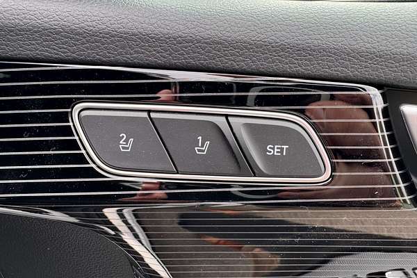 2024 Hyundai Palisade Calligraphy Black Ink LX2.V5