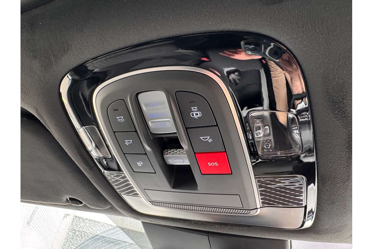 2024 Hyundai Palisade Calligraphy Black Ink LX2.V5
