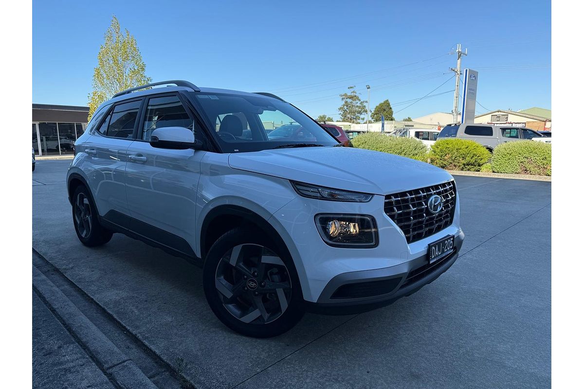 2024 Hyundai Venue Elite QX.V5