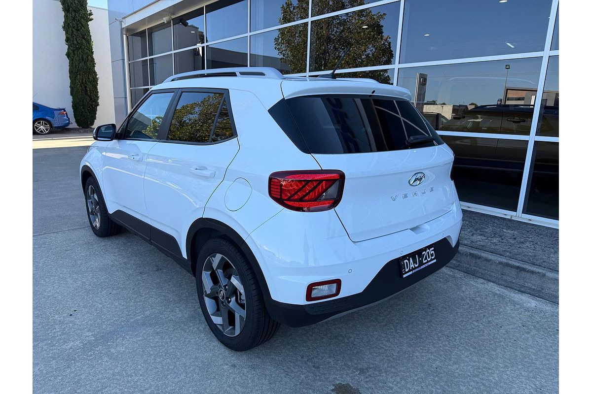 2024 Hyundai Venue Elite QX.V5