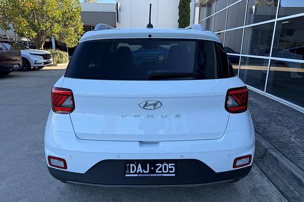 2024 Hyundai Venue Elite QX.V5