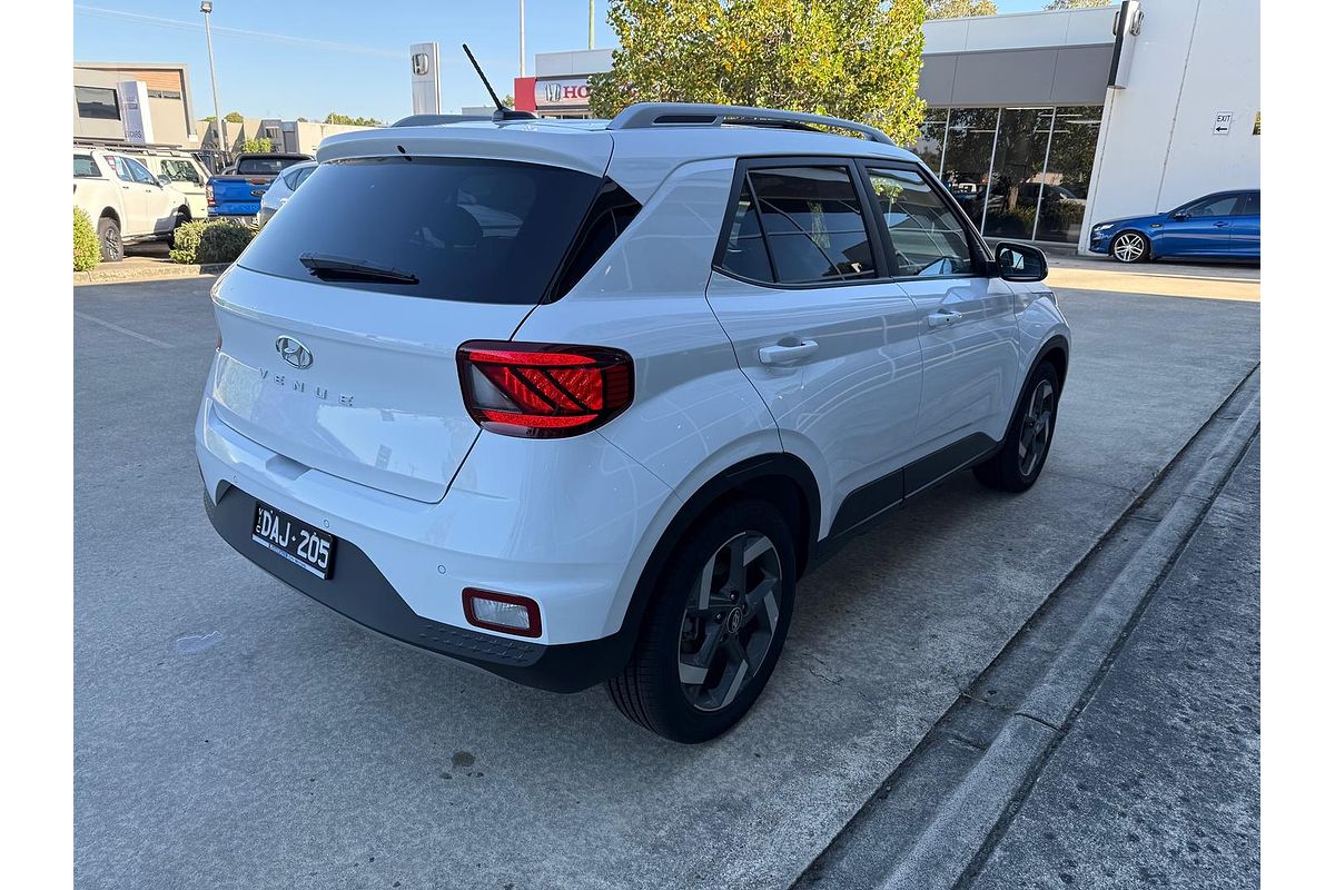 2024 Hyundai Venue Elite QX.V5