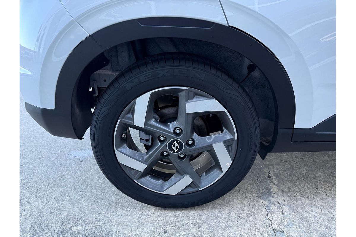 2024 Hyundai Venue Elite QX.V5