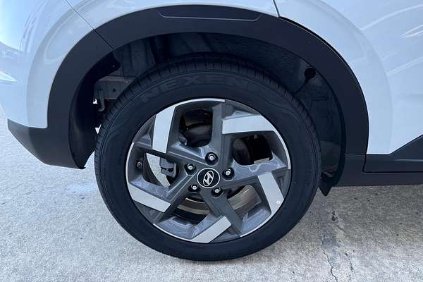 2024 Hyundai Venue Elite QX.V5