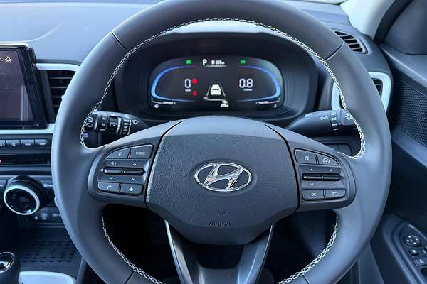 2024 Hyundai Venue Elite QX.V5