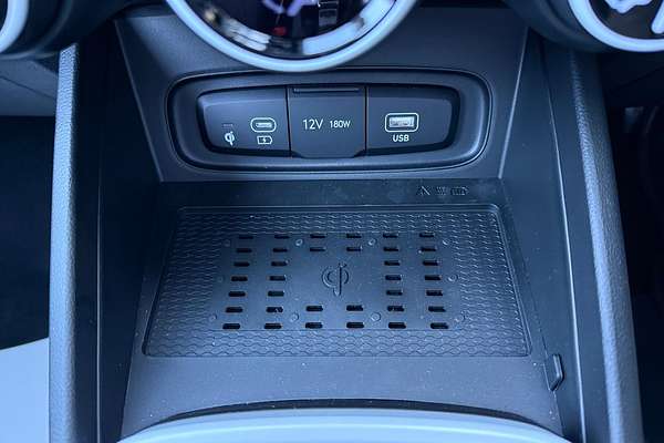 2024 Hyundai Venue Elite QX.V5
