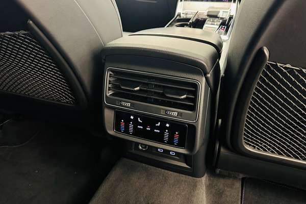 2020 Audi Q7 50 TDI S line 4M