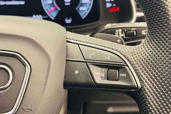 2020 Audi Q7 50 TDI S line 4M