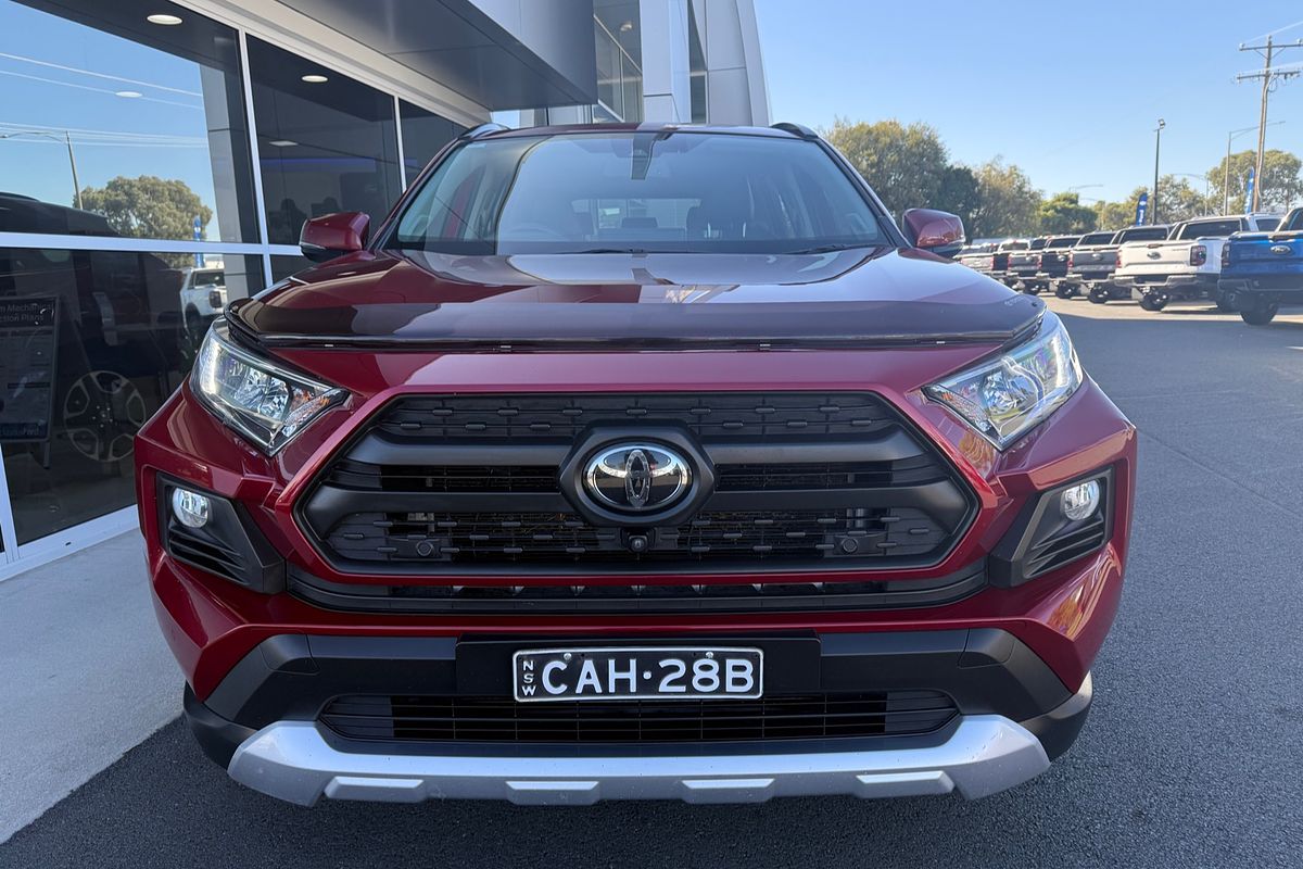 2020 Toyota RAV4 Edge AXAA54R