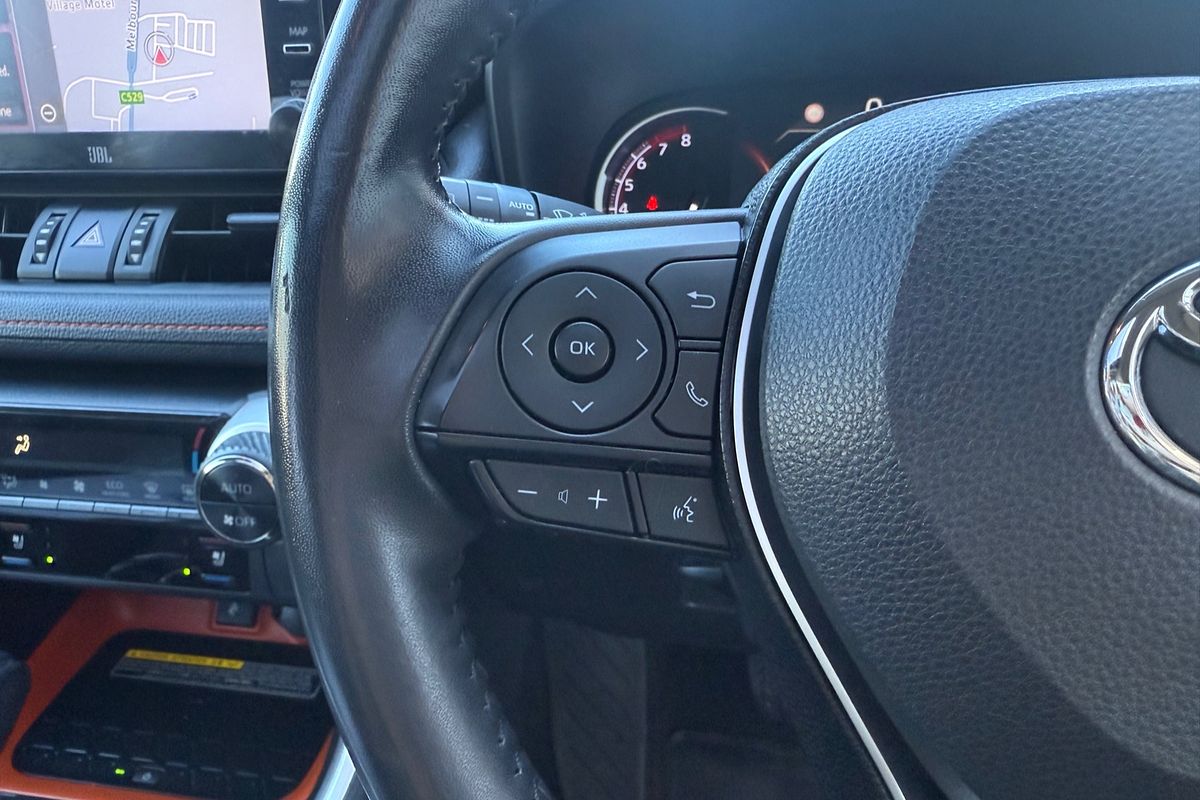 2020 Toyota RAV4 Edge AXAA54R