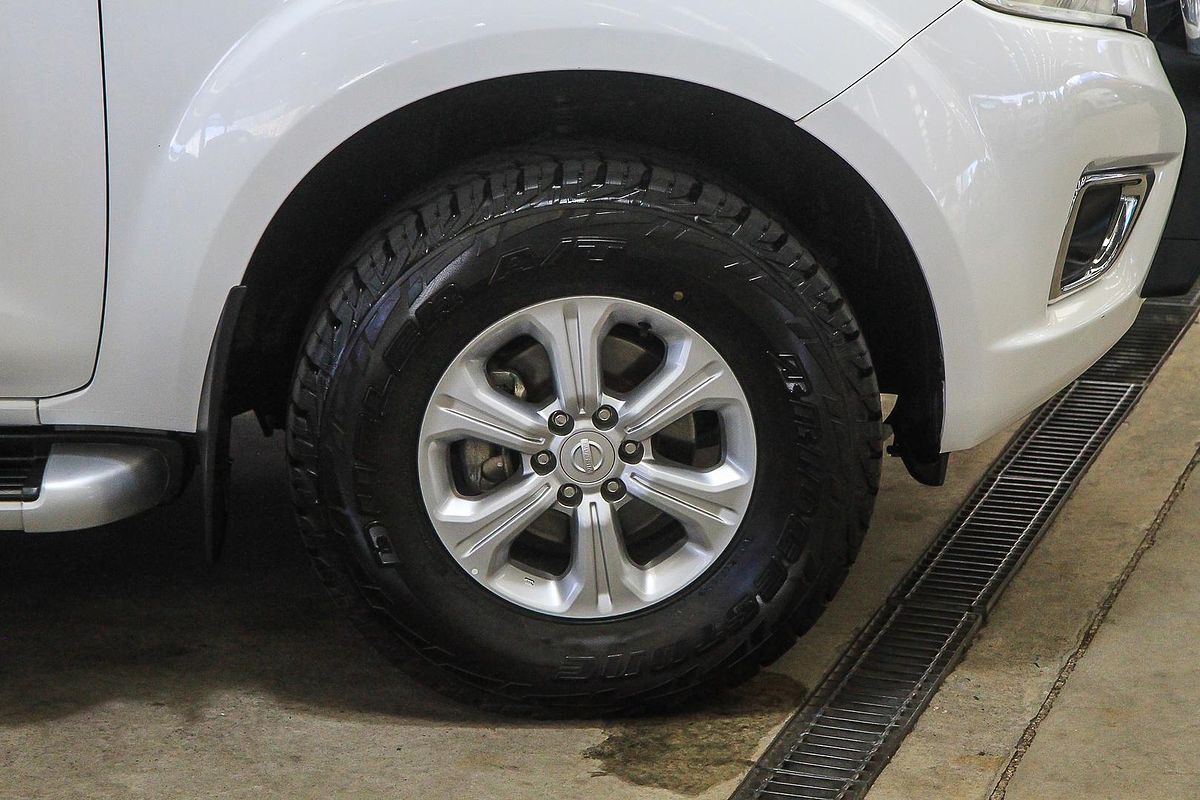 2015 Nissan Navara ST D23 4X4