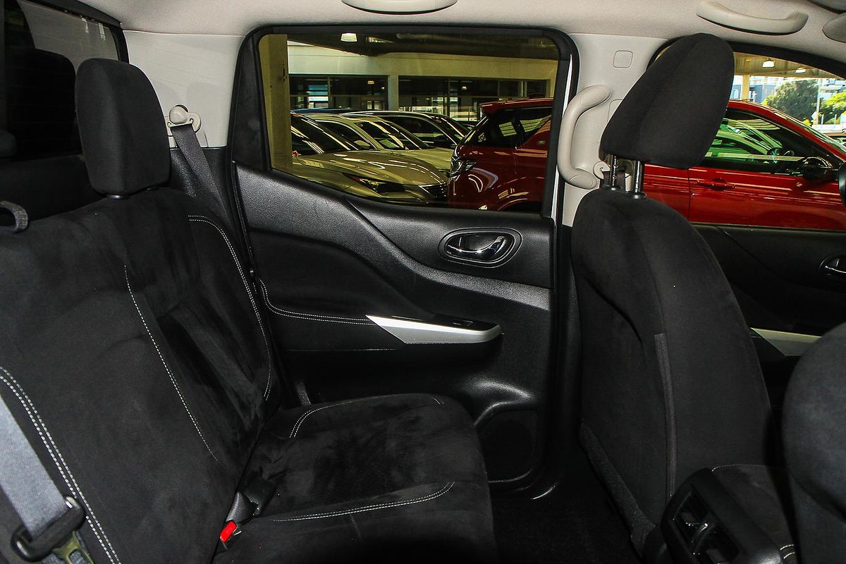 2015 Nissan Navara ST D23 4X4