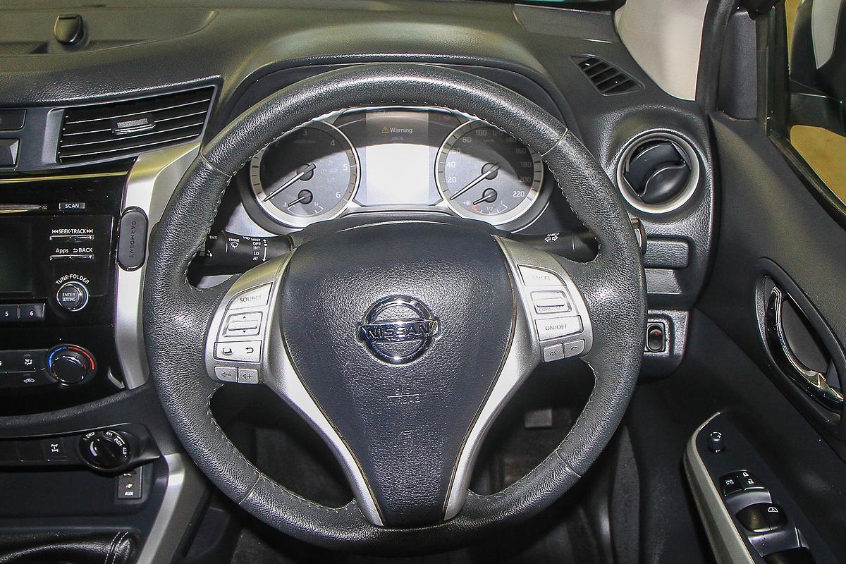 2015 Nissan Navara ST D23 4X4