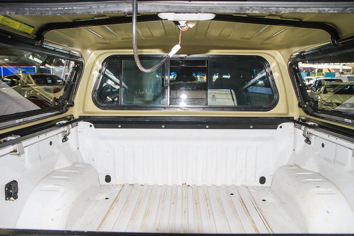 2015 Nissan Navara ST D23 4X4