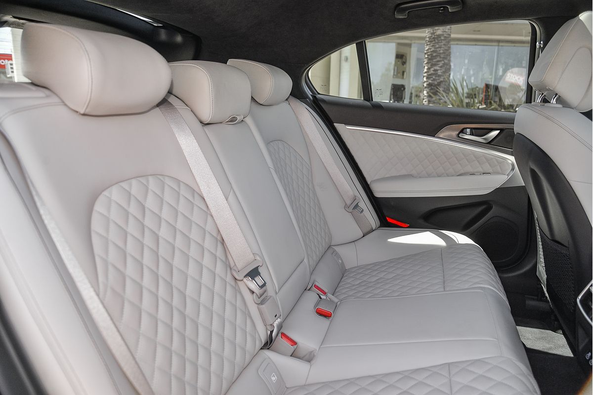 2023 Genesis G70 Sport Line Luxury IK.V3