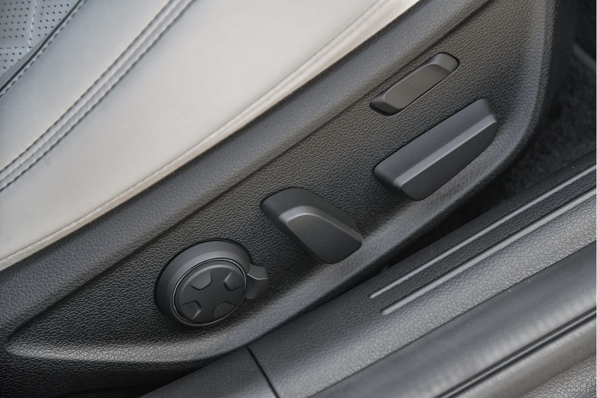 2023 Genesis G70 Sport Line Luxury IK.V3