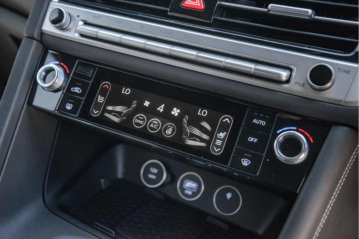 2023 Genesis G70 Sport Line Luxury IK.V3