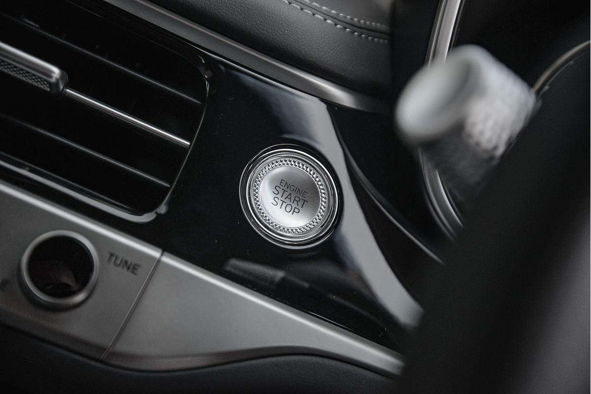 2023 Genesis G70 Sport Line Luxury IK.V3