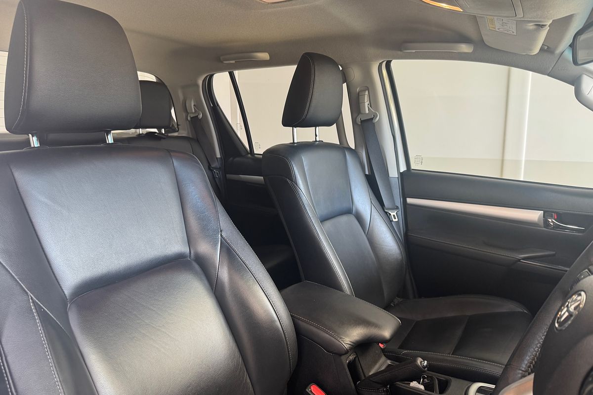 2017 Toyota Hilux SR5 GUN126R 4X4
