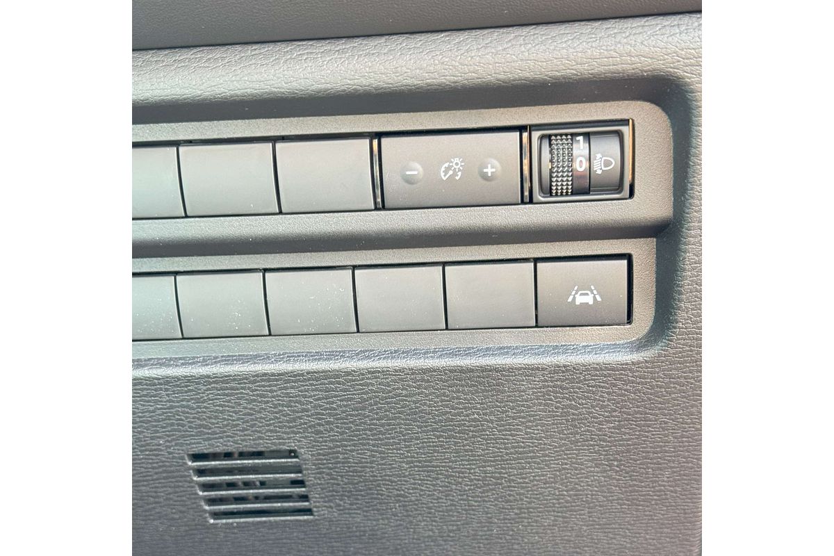 2022 Mitsubishi Outlander LS ZM
