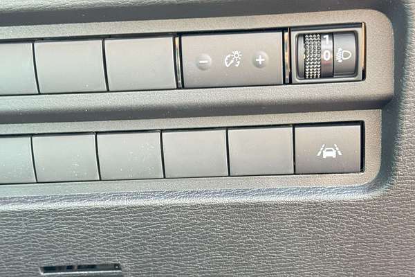 2022 Mitsubishi Outlander LS ZM