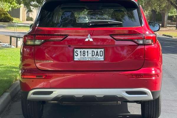 2022 Mitsubishi Outlander LS ZM