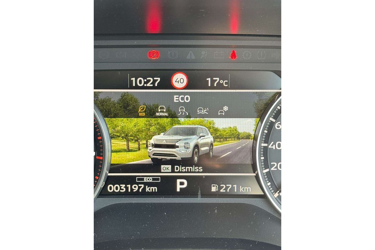 2022 Mitsubishi Outlander LS ZM