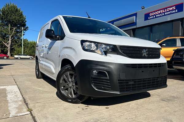 2023 Peugeot Partner Pro K9 SWB