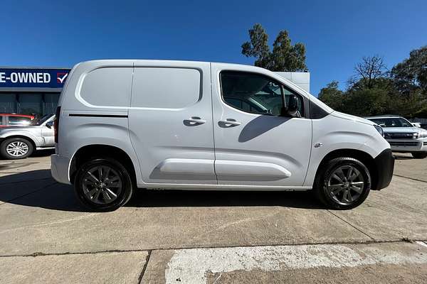 2023 Peugeot Partner Pro K9 SWB