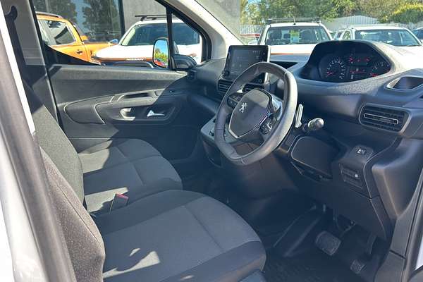 2023 Peugeot Partner Pro K9 SWB