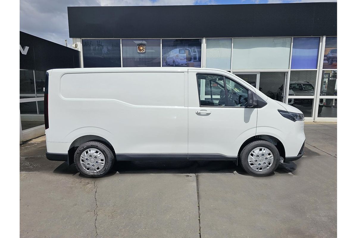 2024 LDV Deliver 7 SWB