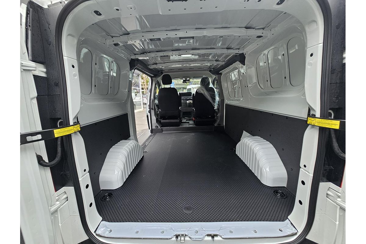 2024 LDV Deliver 7 SWB