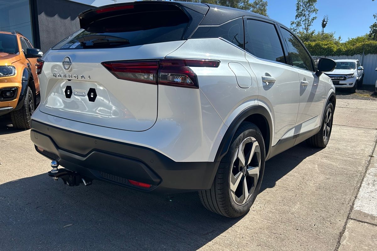 2022 Nissan QASHQAI ST+ J12