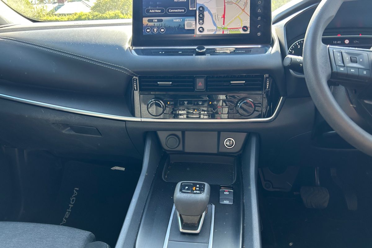 2022 Nissan QASHQAI ST+ J12