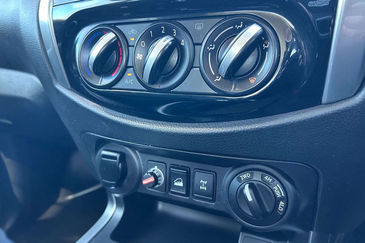 2022 Nissan Navara SL D23 4X4