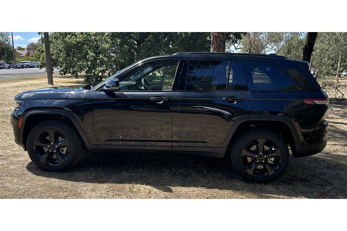2023 Jeep Grand Cherokee Night Eagle WL