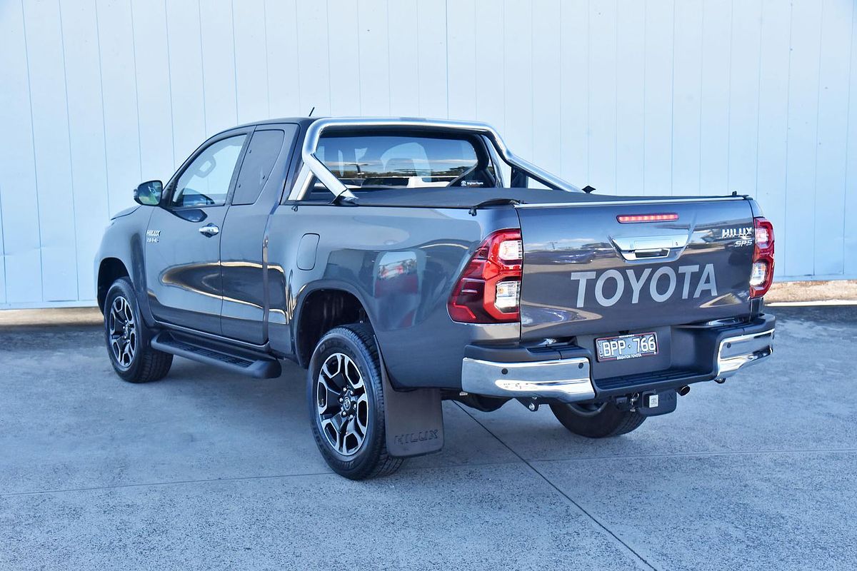 2021 Toyota Hilux SR5 GUN126R 4X4