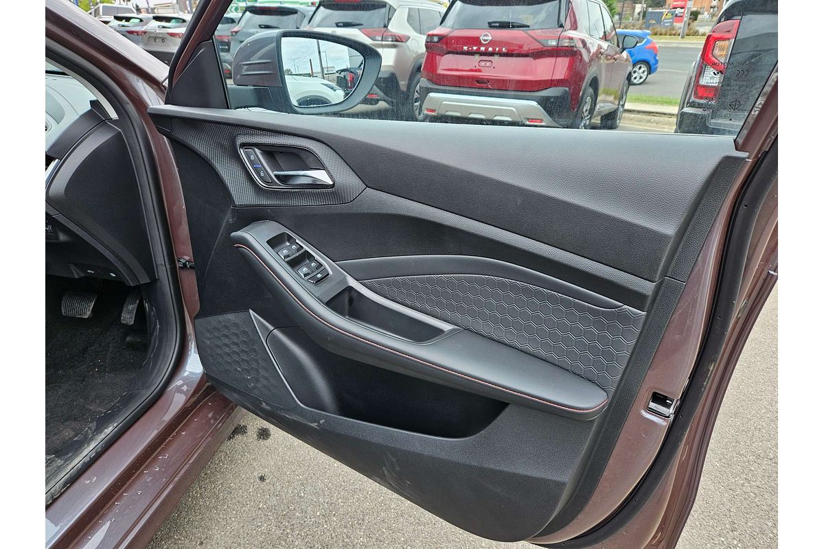 2024 MG MG5 Essence