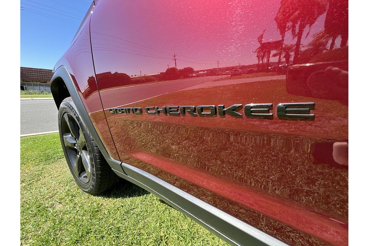 2023 Jeep Grand Cherokee Night Eagle WL