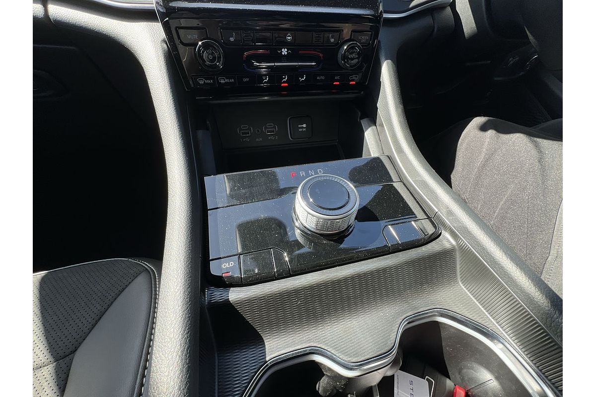 2023 Jeep Grand Cherokee Night Eagle WL