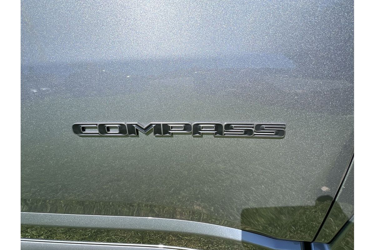 2023 Jeep Compass S-Limited M6