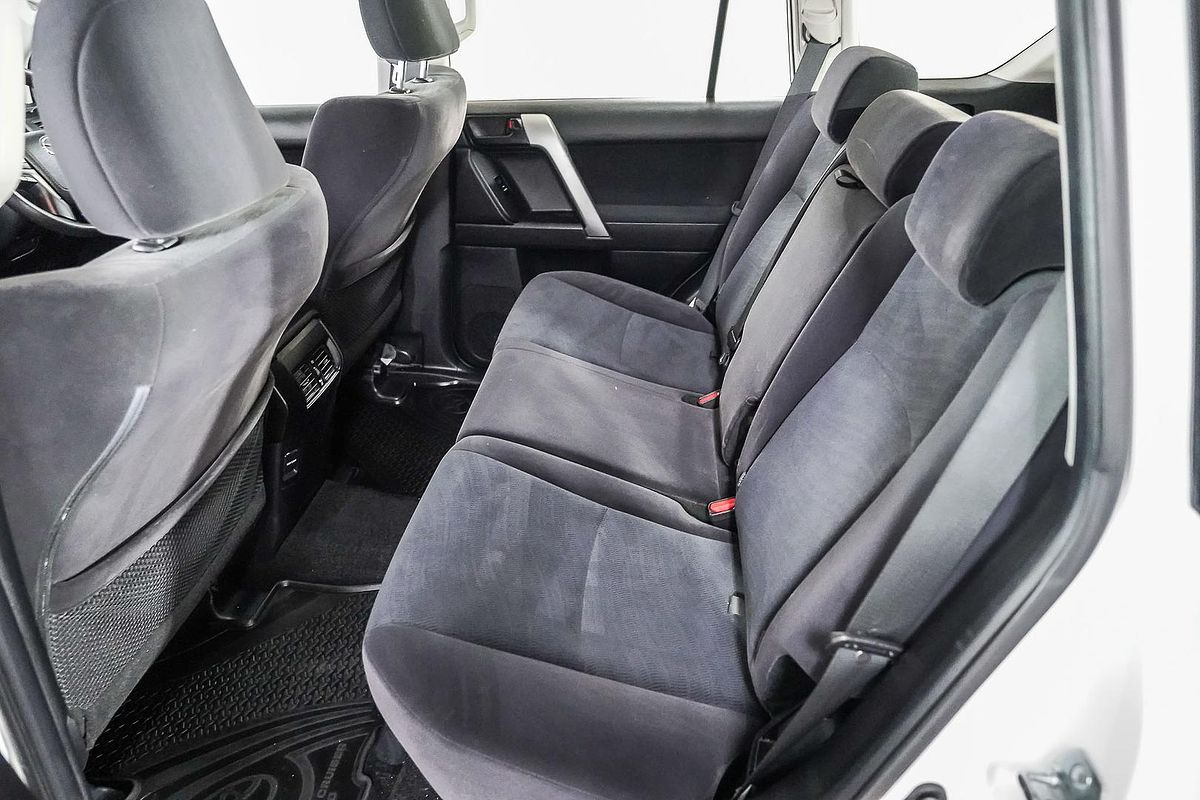 2022 Toyota Landcruiser Prado GX GDJ150R
